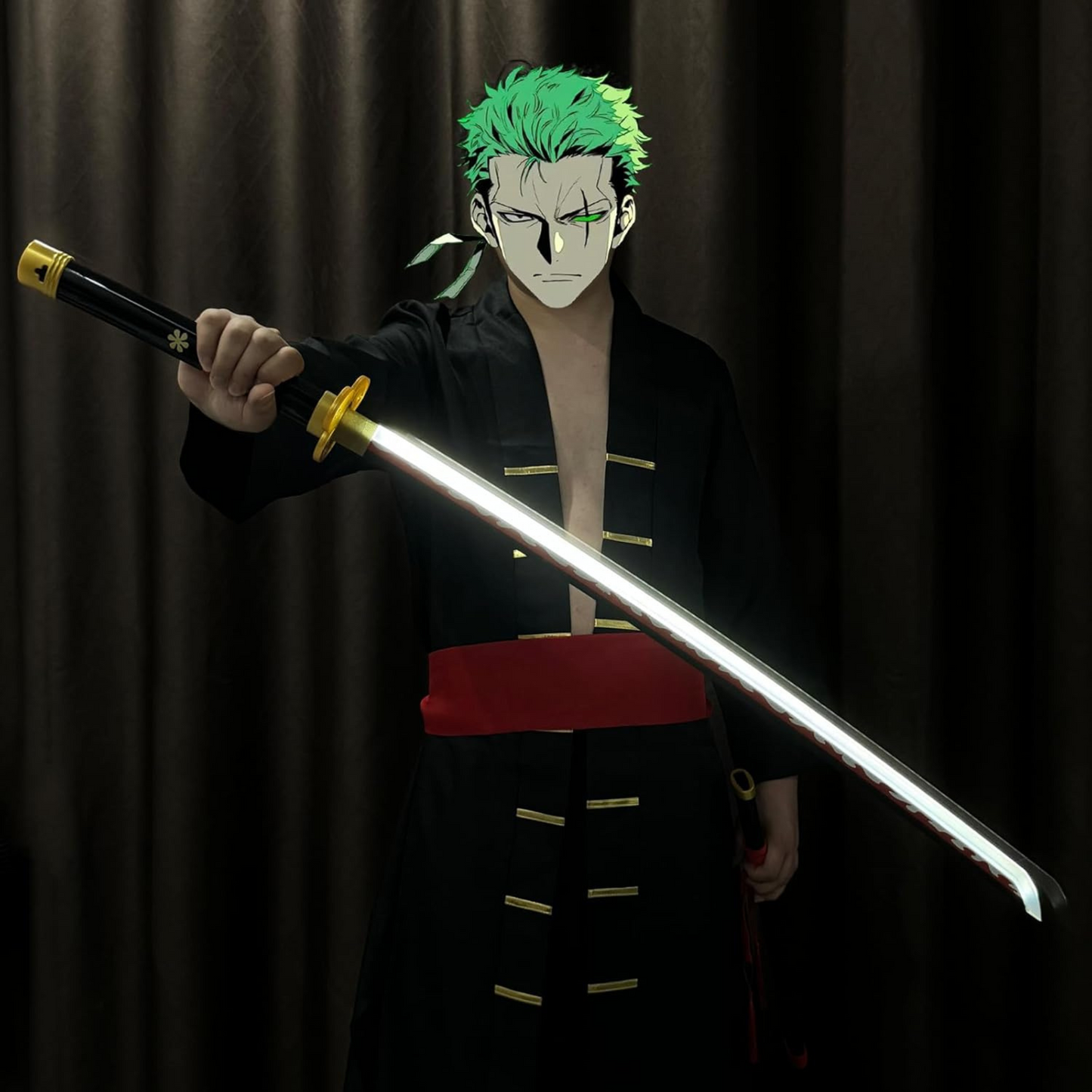 Zoro cosplay sword with black curved blade and gold tsuba – LED replica