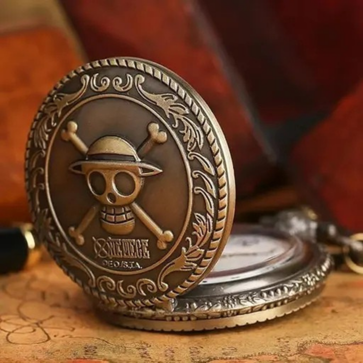 Luffy’s Pirate Crest Antique Watch Keyring