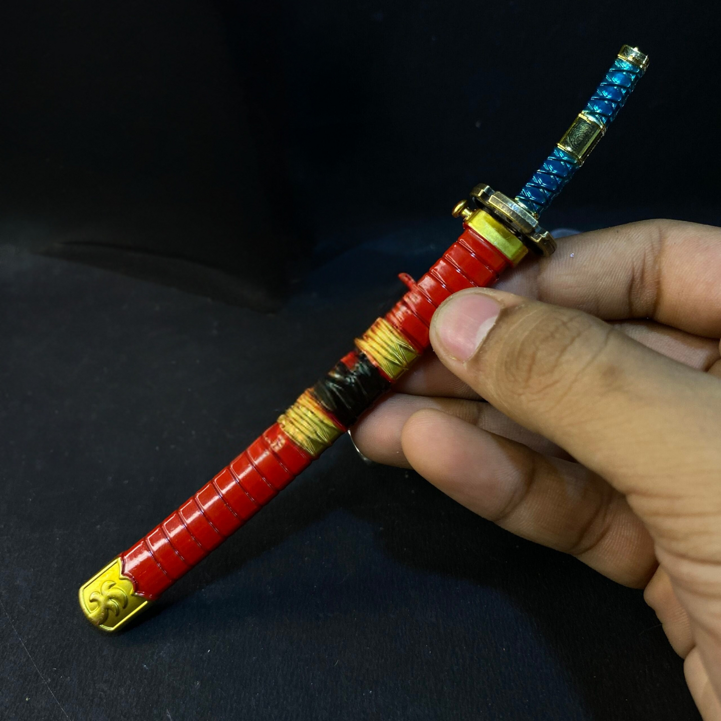 The Sandai Kitetsu Katana Keyring