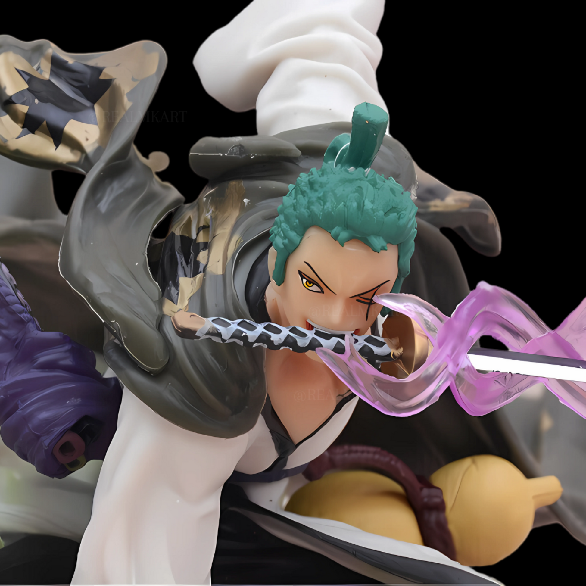 Zoro Tree action figure – premium One Piece collectible with katana accessorie