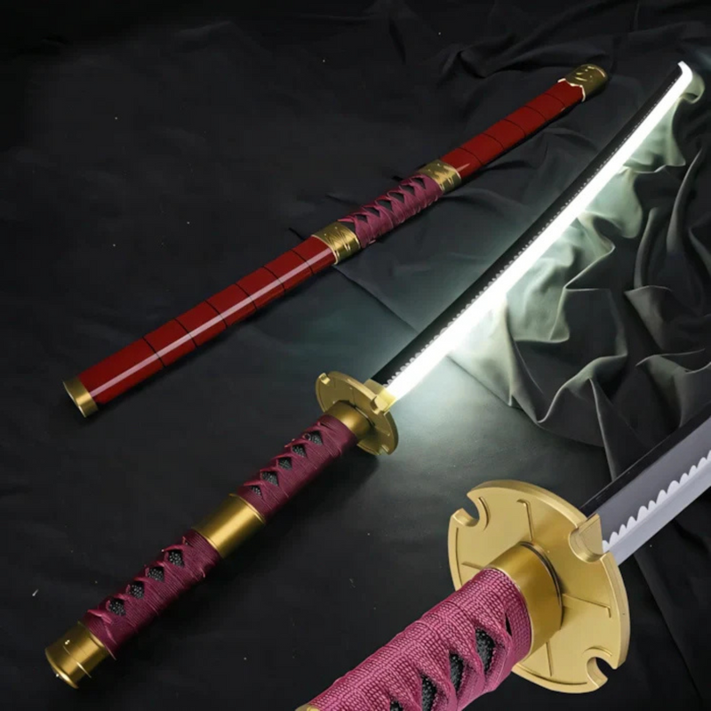 Roronoa Zoro – One Piece Sandai Kitetsu – LED Katana Replica (104 cm)