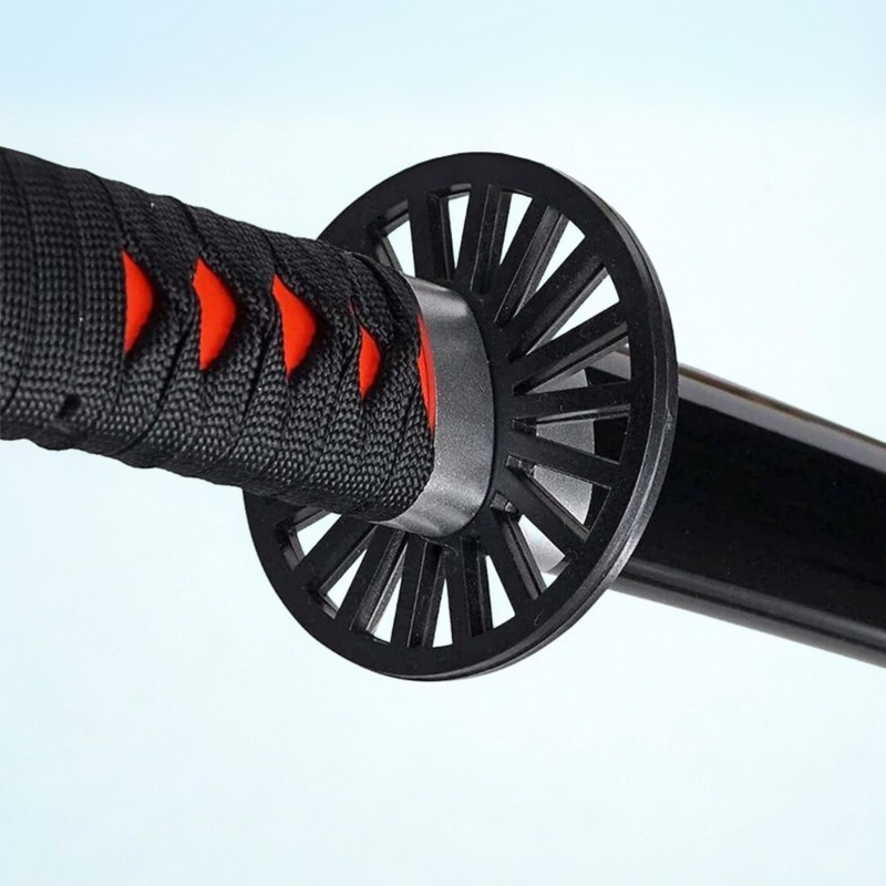 Tanjiro Kamado – Demon Slayer Nichirin – Wooden Katana Replica (104 cm)